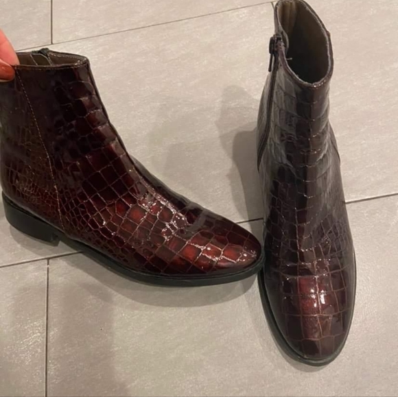 Italian Croc Booties Asoliani - Picture 2 of 4